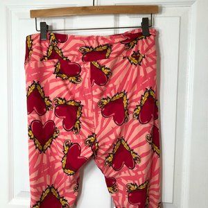 LuLaRoe Pink Hearts Tall & Curvy Leggings